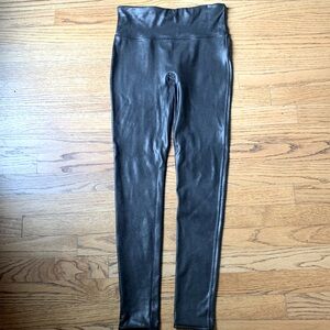NEW WORN ONCE SPANX FAUX LEATHER LEGGINGS-Black Size M